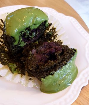 Gluten-free Green tea cupcake filled with red bean paste (녹차단팥) at Apbbang - Future Bakery 앞으로의 빵집 in Seoul