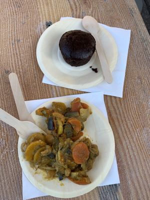 Pumpkin chickpea pot and chocolate cake at Disneyland - Vegan Kitchen in Chessy