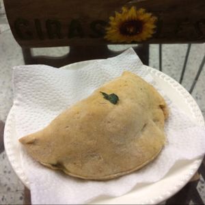 Spinach empanadas at Girasoles Restaurante Vegetariano in Cartagena