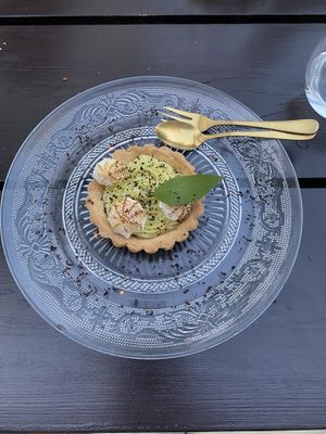 Lemon tartelette at Konijnenvoer in Arnhem