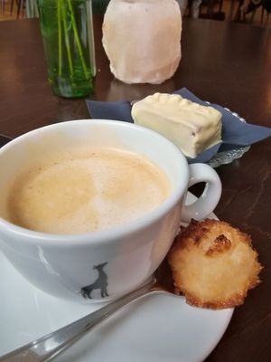 Alles fein !!😋 at Konijnenvoer in Arnhem