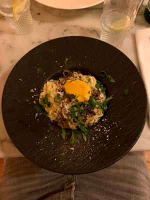 pasta carbonara with fake running 'egg' at Konijnenvoer in Arnhem