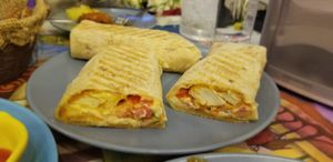 Chicken Zinger at Bayt Sara in Amman