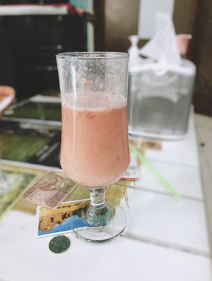 Milkshake made with rice or soy and coconut milk  at Bayt Sara in Amman