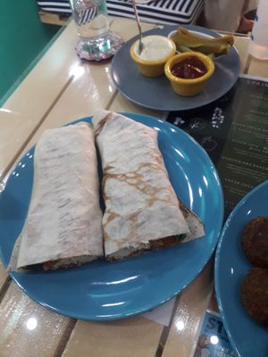 The vegan "zinger", tofu wrap (with garlic mayo, ketchup, pickles) at Bayt Sara in Amman