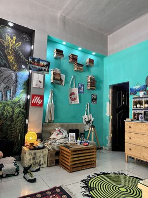 Decor and the lovely totebags   at Bayt Sara in Amman