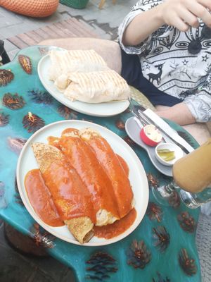 Vegan shawarma and Romanian crepes at Bayt Sara in Amman