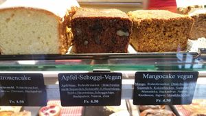 Cakes at BACKbAR in Zurich