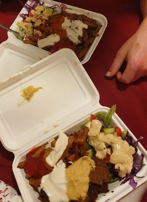 Vönerteller und Gyrosteller at Vleischerei in Leipzig