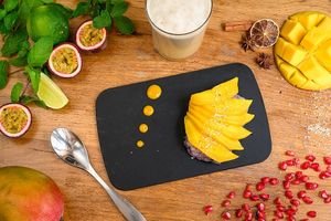 vegan mango sticky rice at Kapunka - St Sauveur in Paris