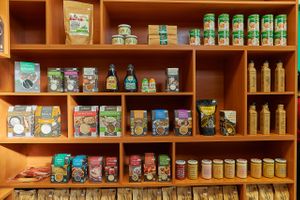  Мы не жалели сил и времени, чтобы найти для вас лучших производителей веганских и эко продуктов.  at Egan Vegan in Sochi