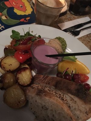 Tante Bønne brunch at Kalaset in Copenhagen