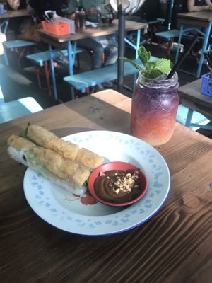 Summer Rolls with marinated tofu and homemade lemonade at Bami House 1976 in Munich