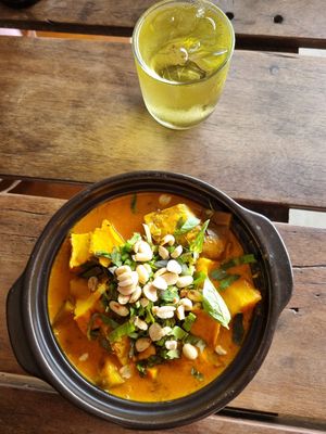 best tofu curry vietnam 🙏🏻 at Tin Tin Pizzas in Phu Quoc