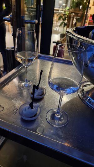 Momos at Lilly Jo in Zurich