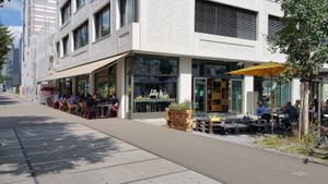 Exterior and outside seating at Lilly Jo in Zurich
