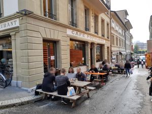Outdoor seating at Cafe Populaire in Fribourg