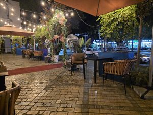 Outside seating at Socials  in Tashkent