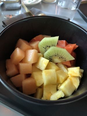 Plato de frutas de temporada muy delicioso  at Marmalade in Merida