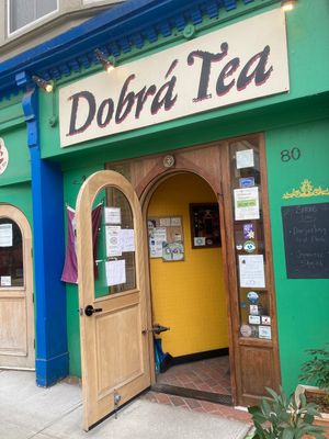 Masks still required  at Dobra Tea in Burlington
