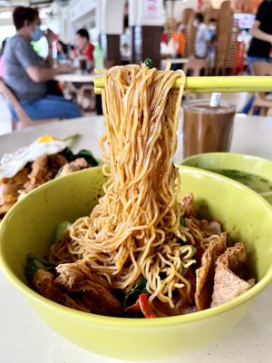 noodles pull at Vegetarian Ideas 不荤主义 in Northeast Singapore