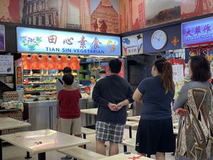 Long queue, but service is reasonably fast  at Vegetarian Ideas 不荤主义 in Northeast Singapore