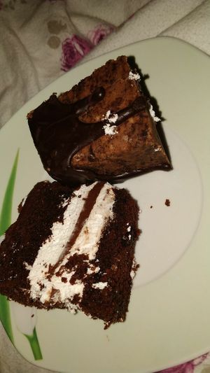 Raumkugelkuchen (ohne Alkohol) & Kinder Pingui Torte at Doppeltsolecker in Dortmund