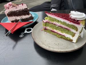 Links Jogurette, rechts Himbeer-Spinat-Zitrone (?)  at Doppeltsolecker in Dortmund