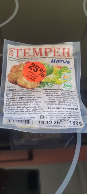  at Öpfelbaum Bioladen in Uster