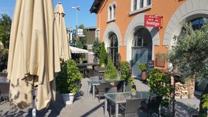 Exterior and outdoor seating at Bottéga in Rapperswil-jona