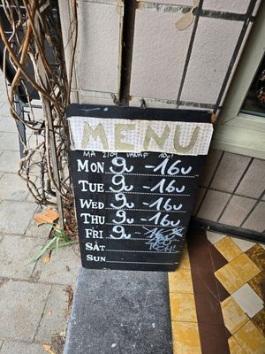Opening hours at deDingen in Kortrijk