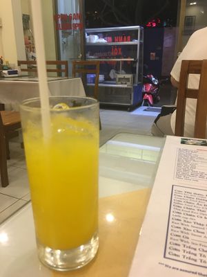 Passion fruit juice 12,000 at Thien Duyen Ben Thanh in Ho Chi Minh City