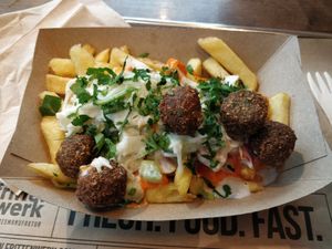 Istanbul Street Fries, vegan at Frittenwerk - Holzgraben in Aachen