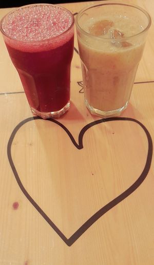 Fresh juices at Bom Remédio Café in Sines
