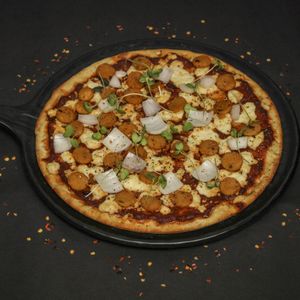 Sassy Sausage Pizza at La Cane Bistro in Mumbai