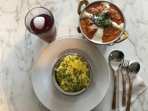 tofu makanwala and peas pulao rice at Indian Box in Santiago