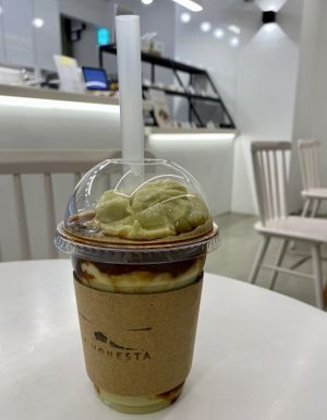 Espresso Avocado is where it’s at!!! at Pan Honesta 빵어니스타 - Yeoeuido in Seoul