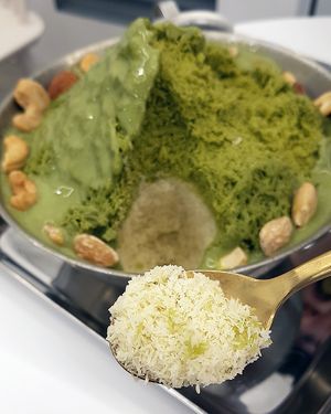 Green tea Bingsu (말차빙수) - lower layer at Pan Honesta 빵어니스타 - Yeoeuido in Seoul