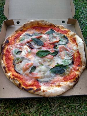 Aubergine pizza at Da Francesco in Nice