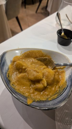 Pollo al mango ( sust pollo por patatas) at The Kathmandu in Moraira