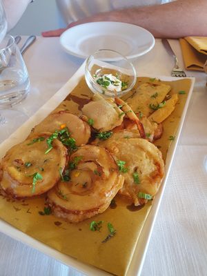 Fried vegetables at Il Cerreto in Pomarance