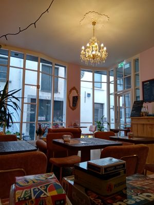 Inside the cafe at Vegateau - Vegan Coffeebar and Bakery in Antwerpen