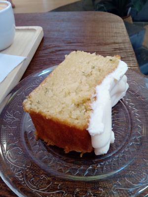  at Vegateau - Vegan Coffeebar and Bakery in Antwerpen