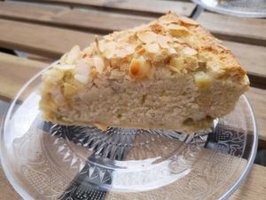 Cake at Vegateau - Vegan Coffeebar and Bakery in Antwerpen