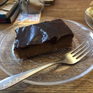 chocolate cake   at Vegateau - Vegan Coffeebar and Bakery in Antwerpen