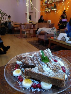 Vegan Wentelteefjes - french toast #Veganuary at Vegateau - Vegan Coffeebar and Bakery in Antwerpen
