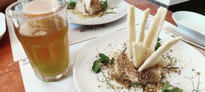 Hummus and green tea with lime at M Butterfly by Miss Saigon in Lisbon