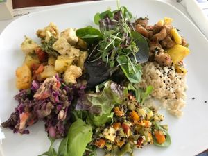 Two dish tasting menu with fresh salad at M Butterfly by Miss Saigon in Lisbon