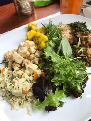 Two dish tasting dish, complete with fresh salad at M Butterfly by Miss Saigon in Lisbon