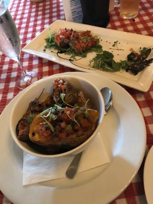 Potato skins and bruschetta (both vegan) at Formaggio's in Christchurch